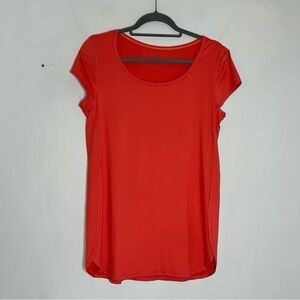 Basin + Range Backcountry Size Medium Scoop Stretch Soft Open Side Tulip Tee